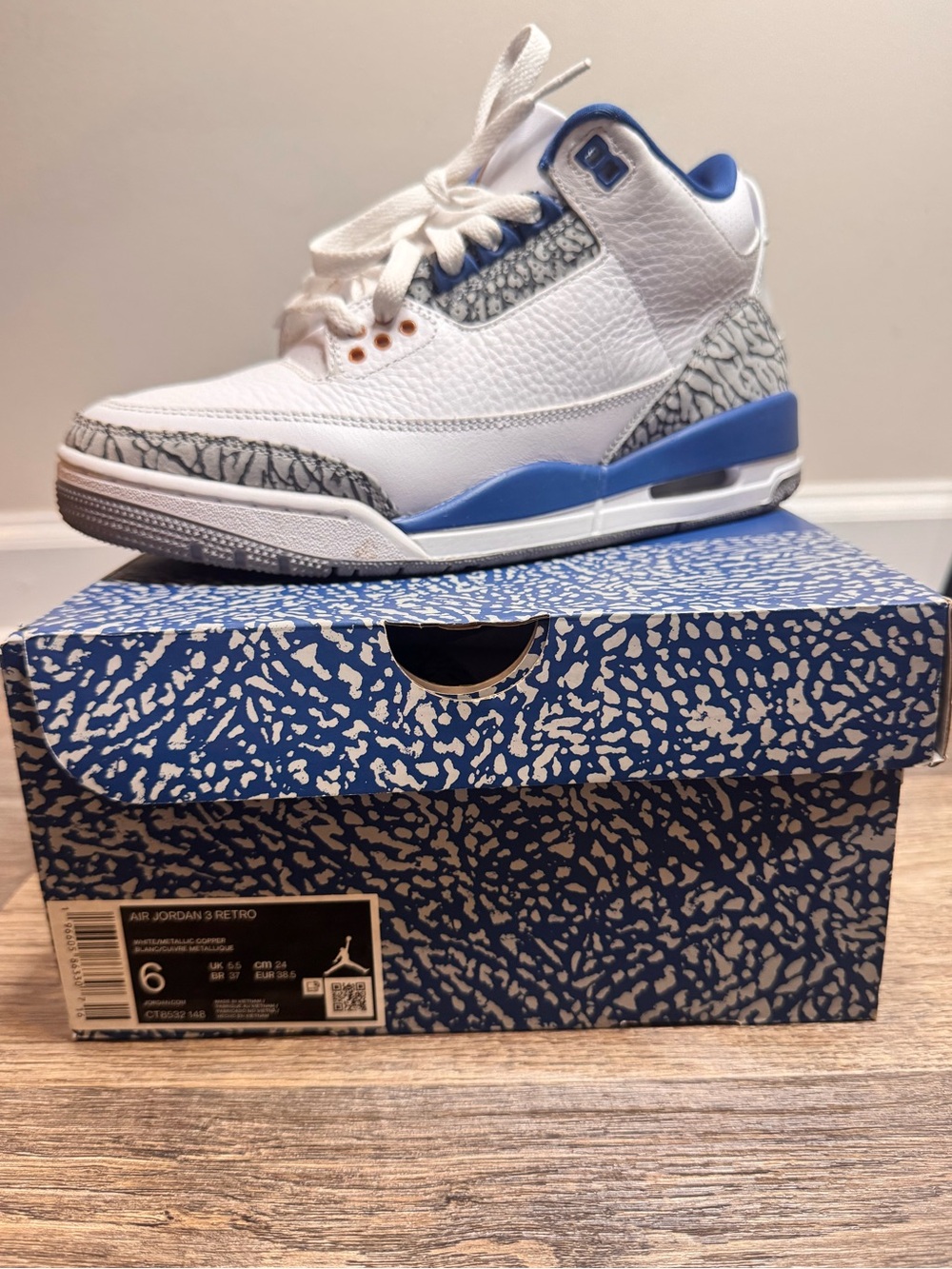 Jordan Kids White and Blue Retro Sneakers with Elephant Print